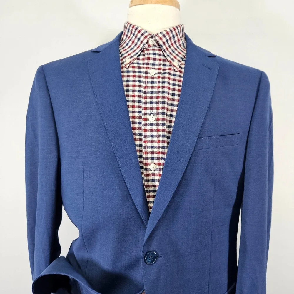 Calvin Klein Men's Sport Coat Blazer Two Button Navy Blue Wool Spandex Size 44L